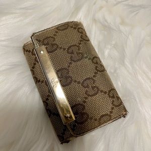 Gucci keyholder and case